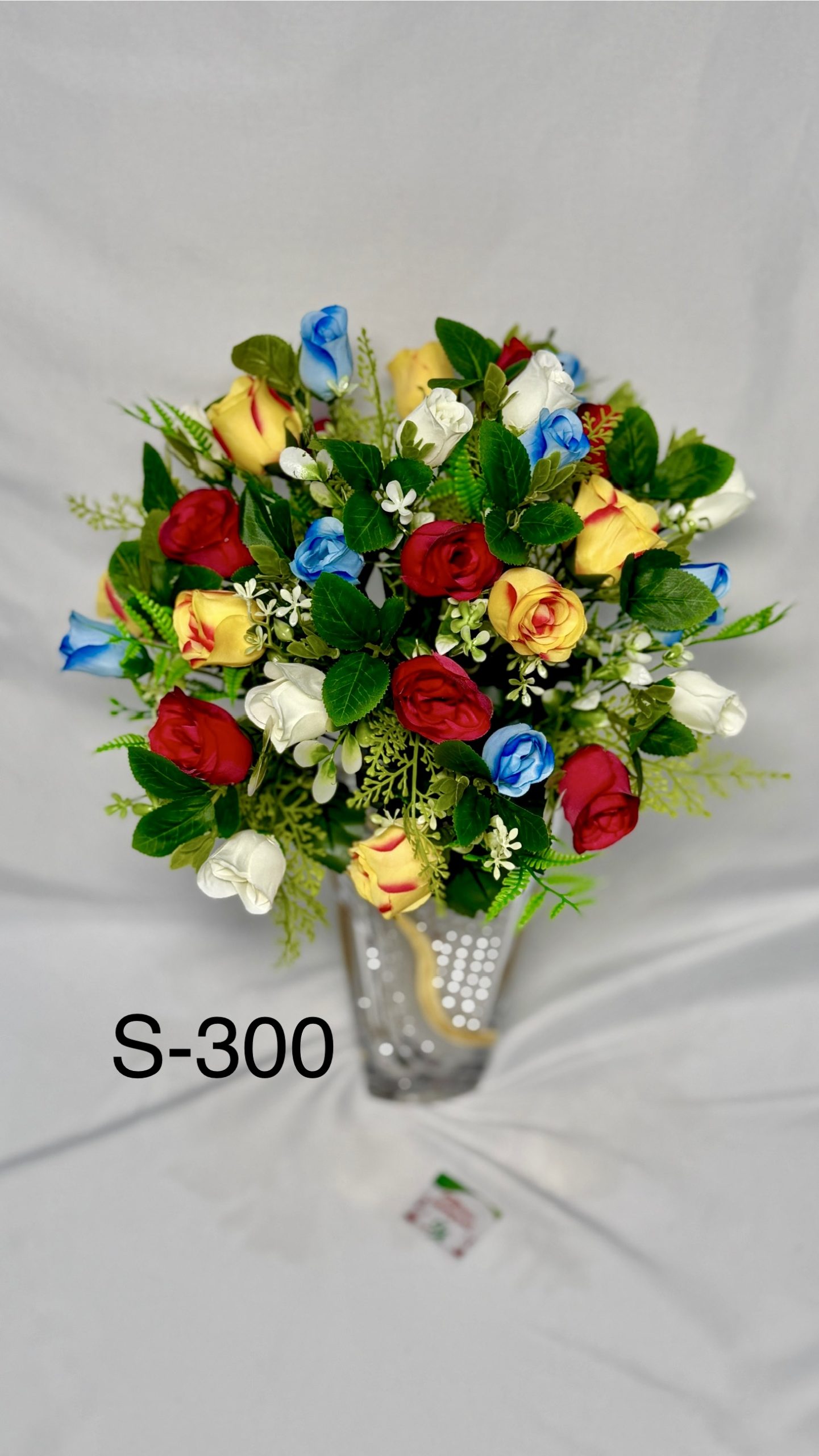 Штучний букет S-300, Троянди з декором