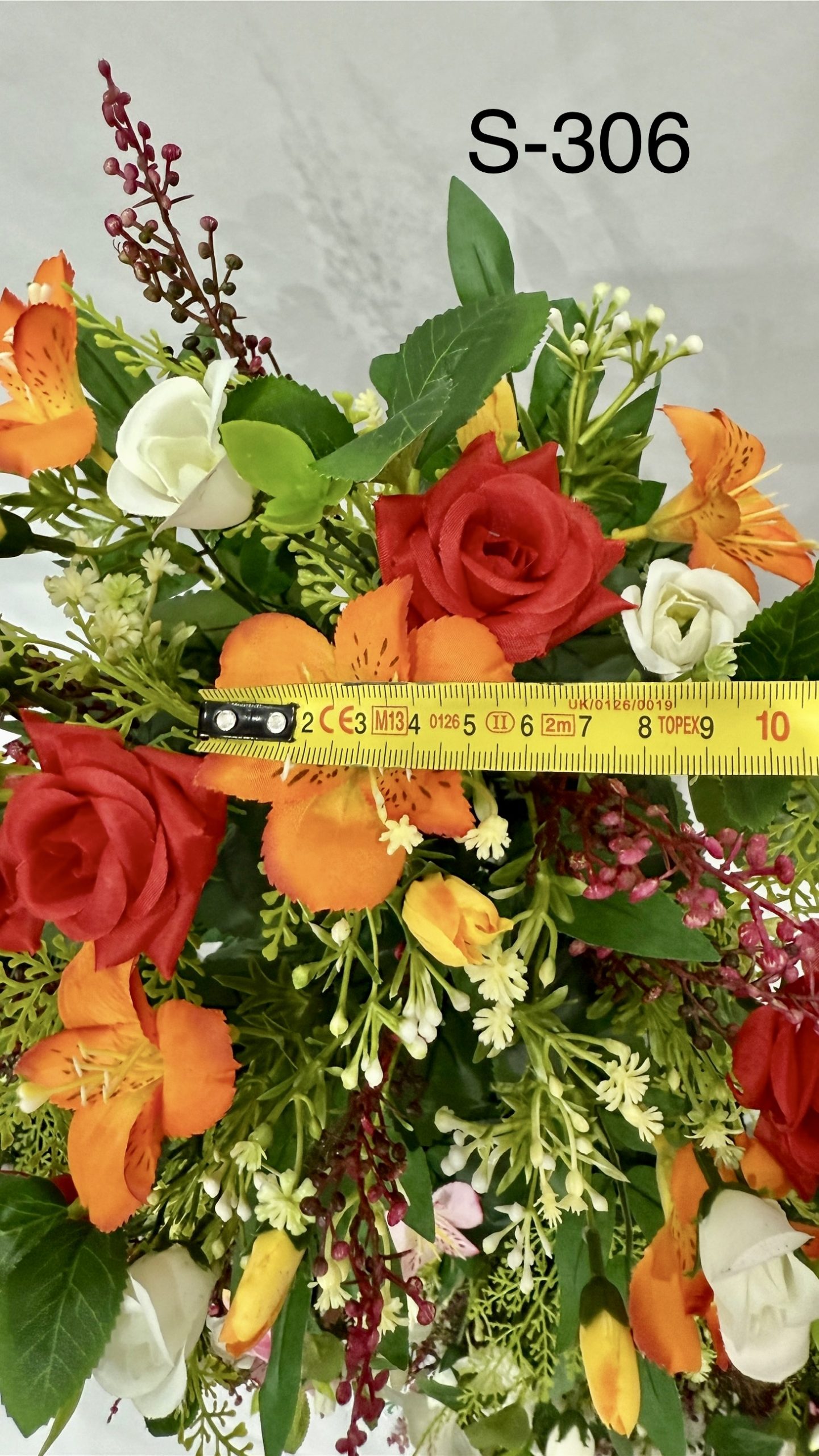 Штучний букет S-306, Троянди з орхідеями Штучний букет S-306, Троянди з орхідеями