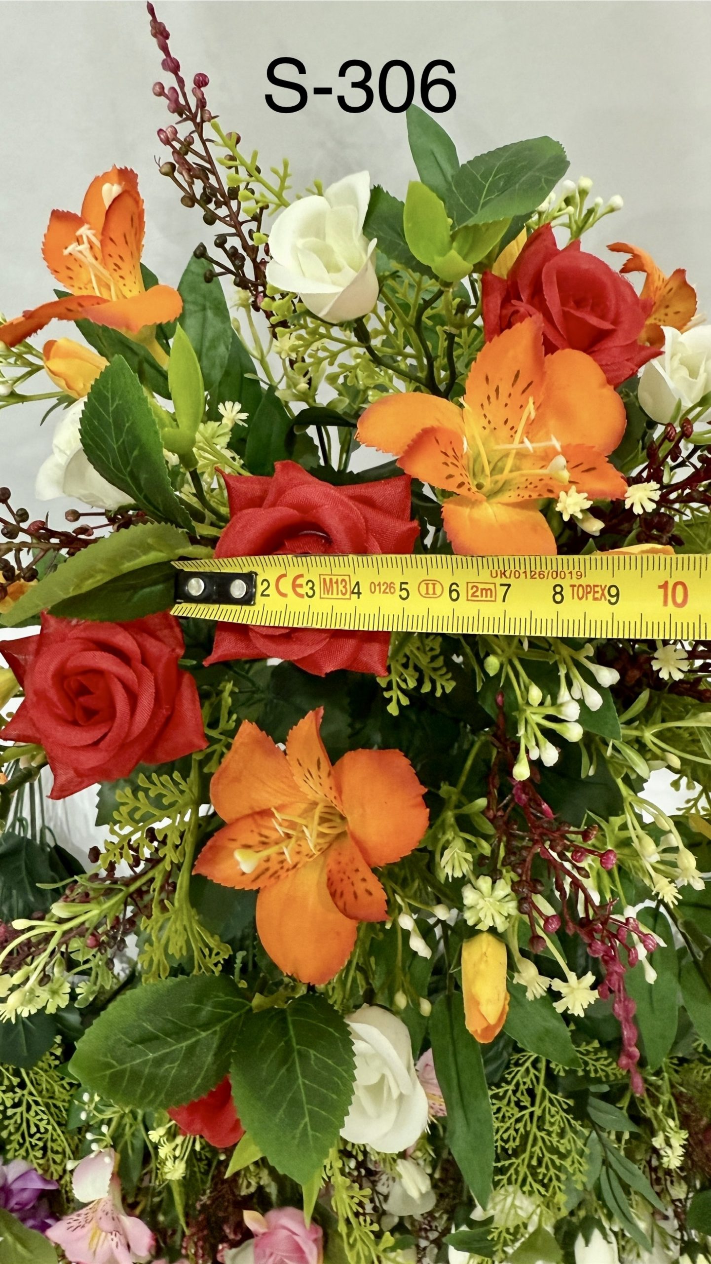 Штучний букет S-306, Троянди з орхідеями Штучний букет S-306, Троянди з орхідеями