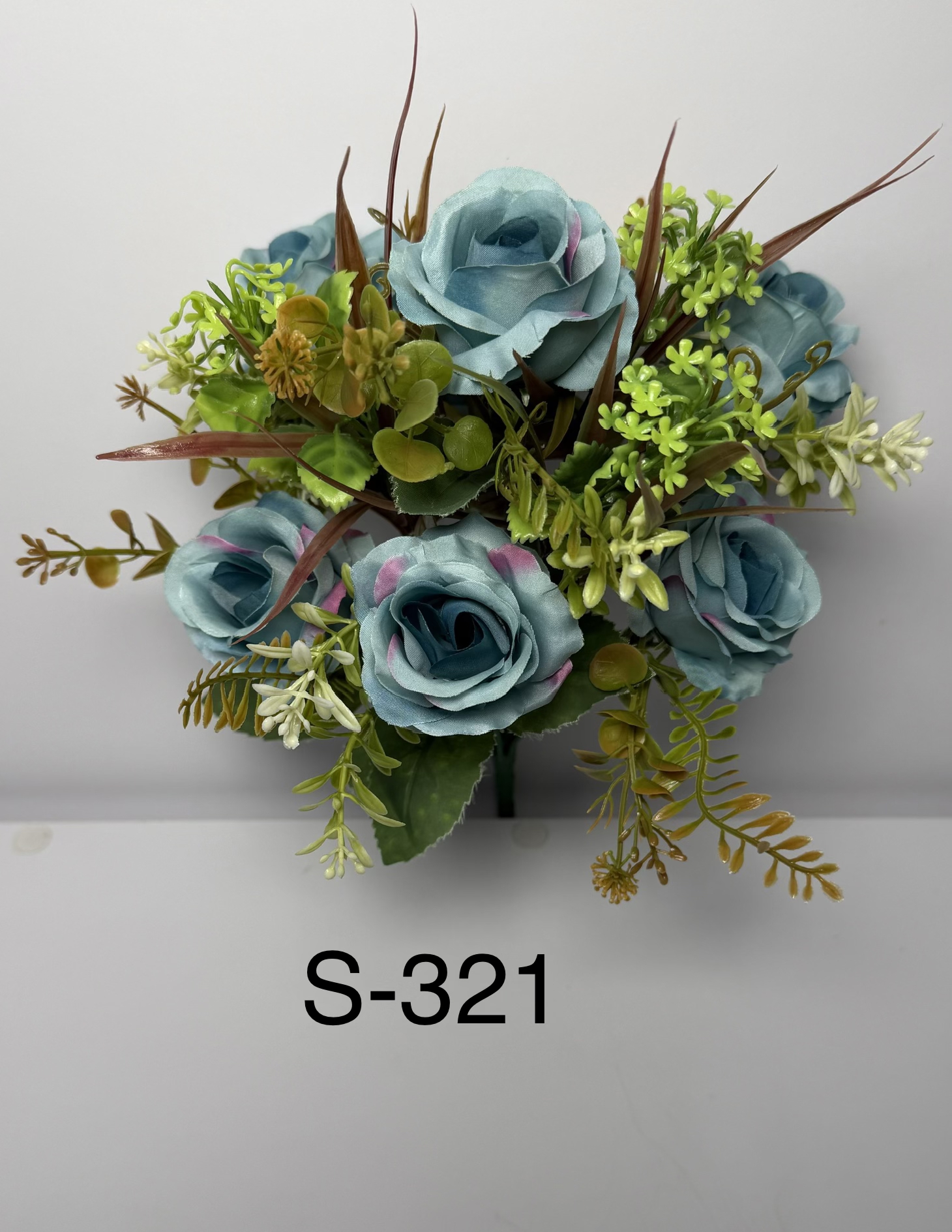 Штучний букет S-321, Троянди із пластиковим декором