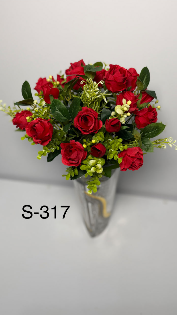 Штучний букет S-317, Троянди із пластмасовим декором