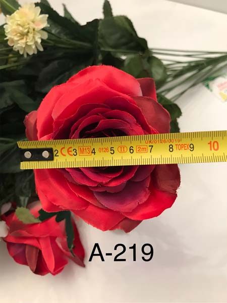 Искусственный букет A-219 «Розы с лилиями и украшениями»  