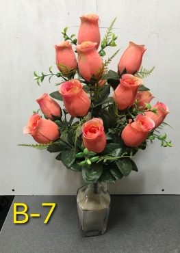 Искусственный букет B-7, бутоны роз  