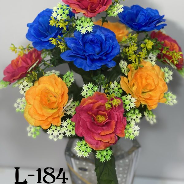 Штучний букет L-184, Триколірний букет троянд із зеленню  