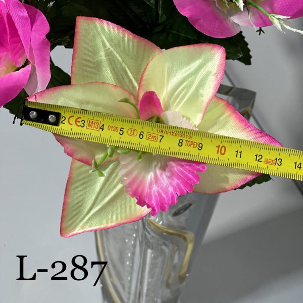 Штучний букет L-287, Троянди та рапунцелеподібні дзвіночки  