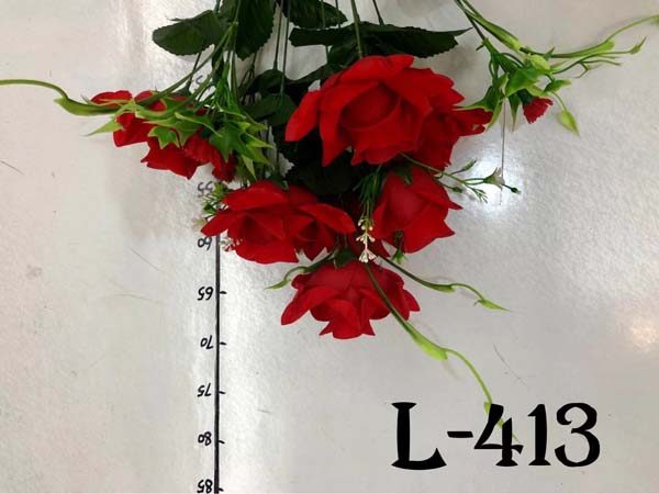 Штучний букет L-413, Оксамитові троянди із гострими пелюстками  