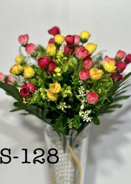 Штучний букет S-128, Маленькі бутони троянд з гіпсофілою  