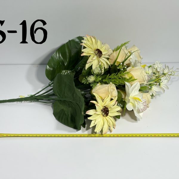 Штучний букет S-16, Астри, троянди, орхідеї та клематис  