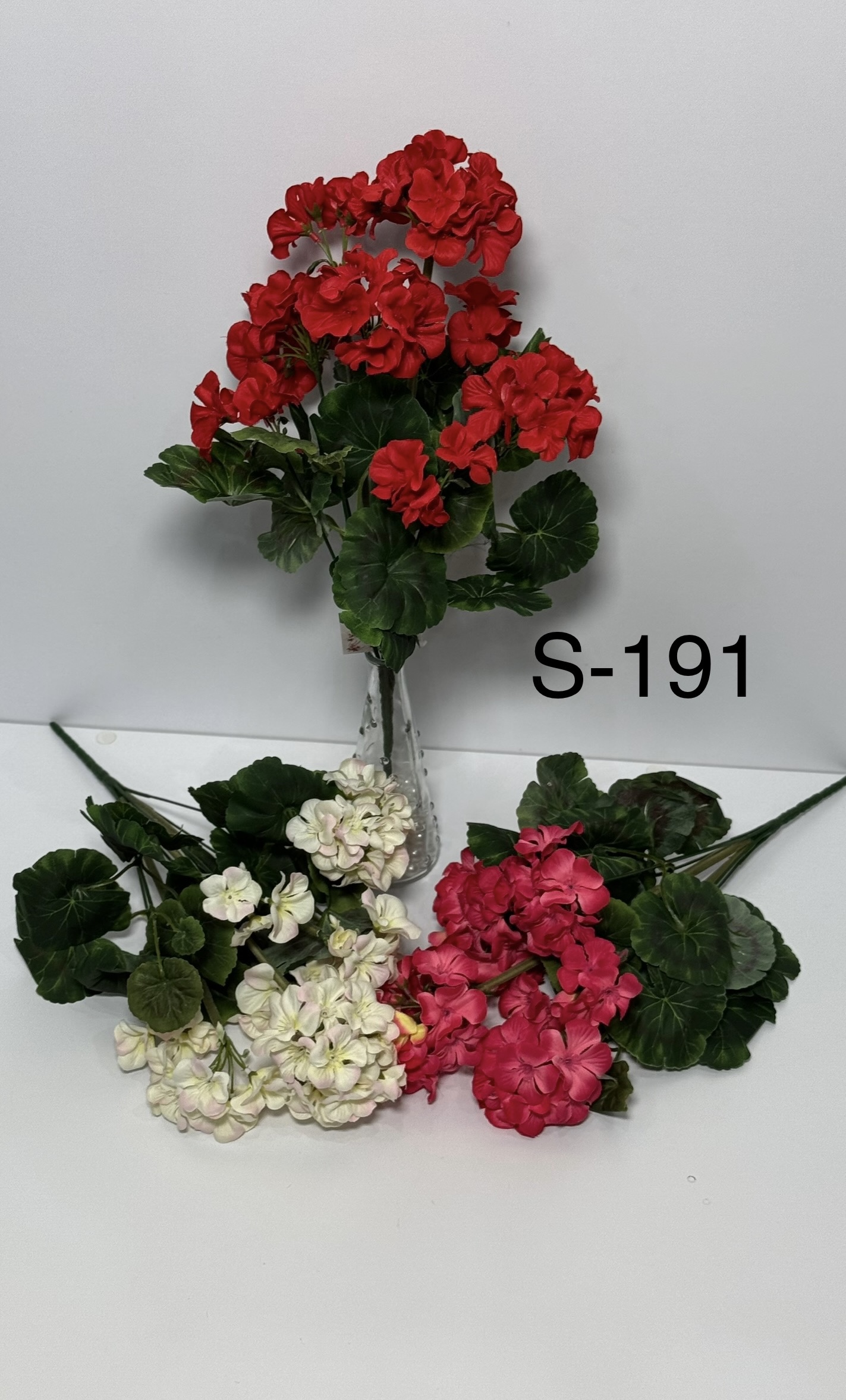 Штучний букет S-191, Пеларгонія Штучний букет S-191, Пеларгонія