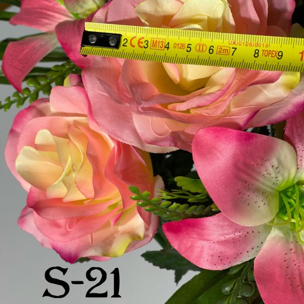 Штучний букет S-21, Тунбергія, лілії та троянди  