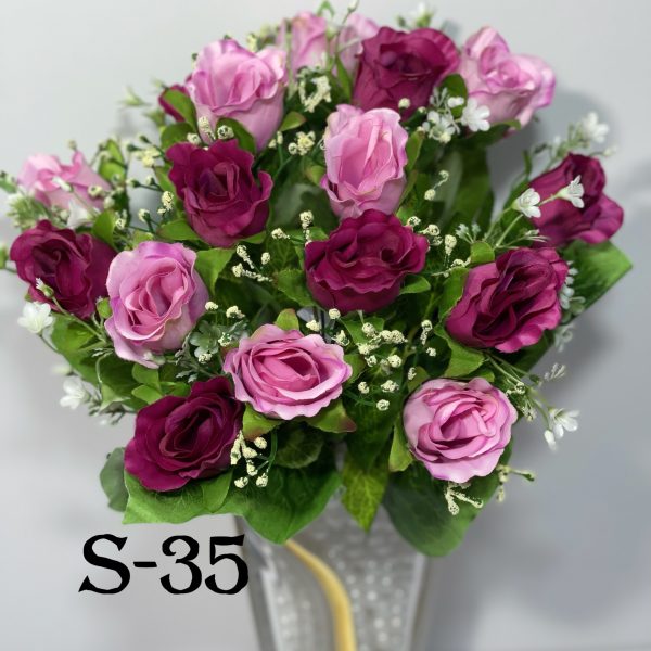 Штучний букет S-35, Троянди у бутонах та білі польові квіти  