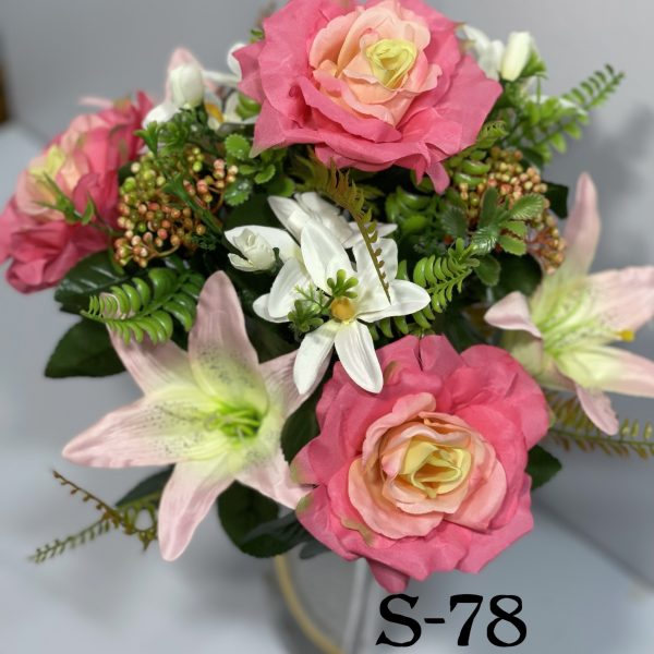 Искусственный букет S-78, Открытые розы и лилии  