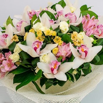 mmargune kimp alstromeria orhidee kr santeem kannike 350x350 - Восточная мудрость и красота, воплощенные в цветочном дизайне
